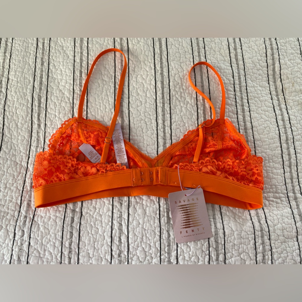 Savage X Fenty NWT orange lace bralette bra large - Picture 2 of 5